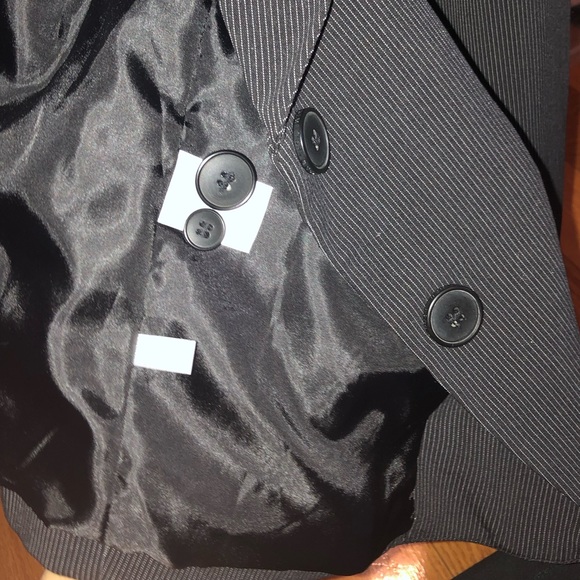 Suit coat - Picture 6 of 7